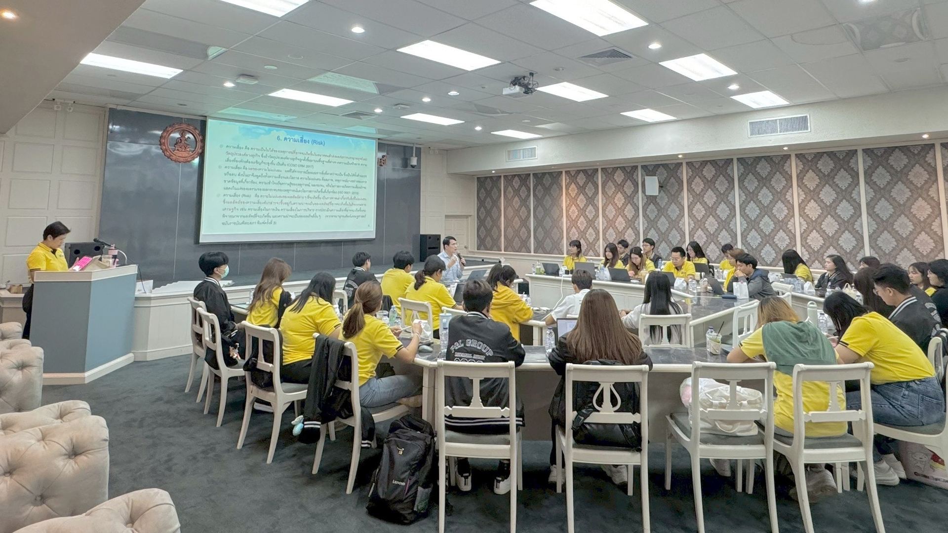 บริษัทตรวจสอบภายใน